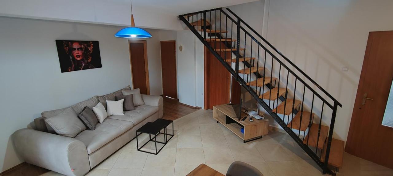 Villa Magdalena Pula Bagian luar foto